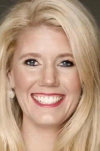 Heidi Arens, a board-certified family nurse practitioner in Chuluota, FL who offers regenerative therapies as part of her care.